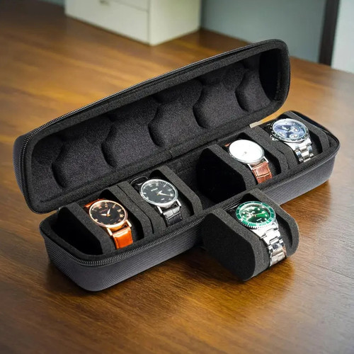 Travel watch case slot - case, roll